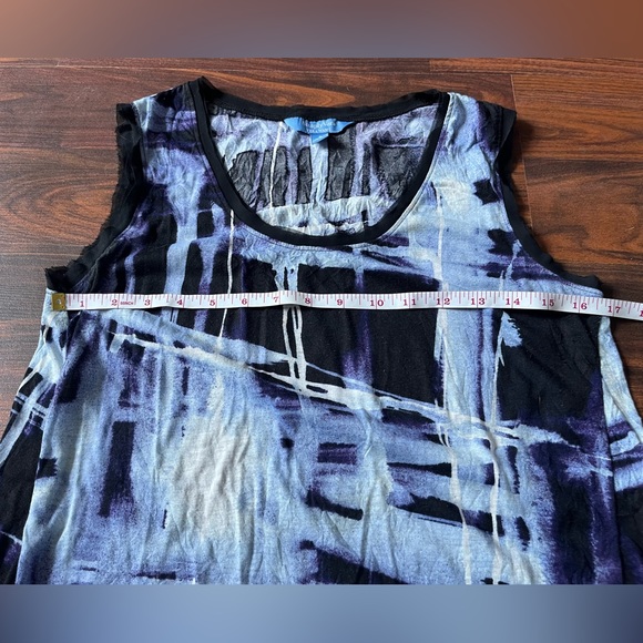 Simply Vera Vera Wang Light Sheer Tank Top - Picture 5 of 6